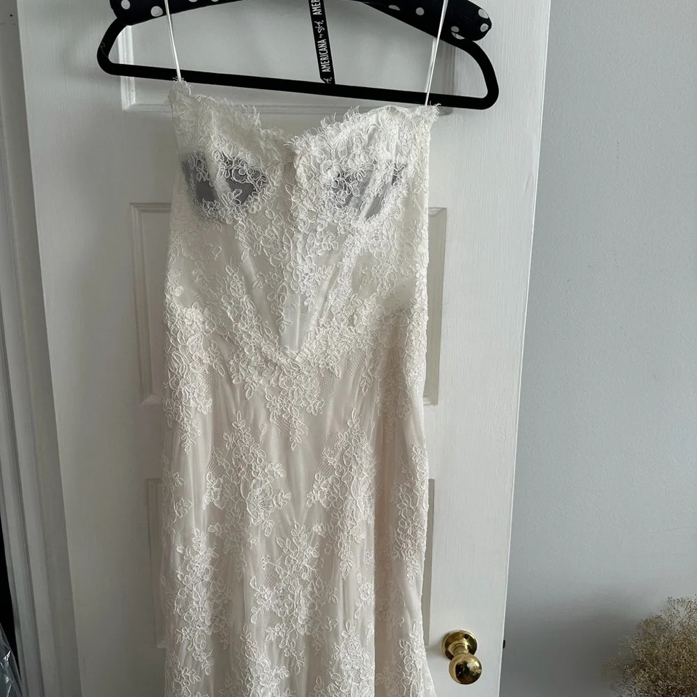 Pnina Tornai White Lace Wedding Dress - Picture 5 of 9